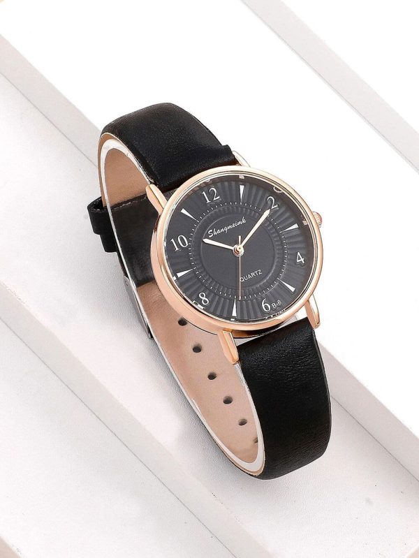 ساعت هوشمند با کیس سیاه