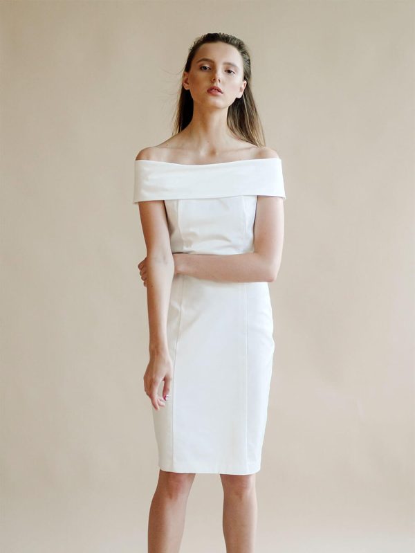 لباس شانه ای ذوزنقه ای